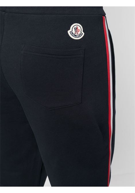 Pantaloni sportivi con patch logo Moncler in cotone blu notte MONCLER | 8H000-30-V8162778