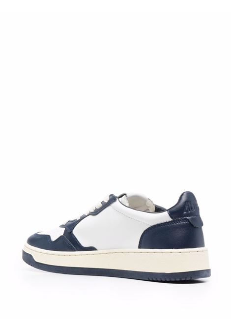 Sneakers basse Action in pelle di vitello bianca e blu con  logo Autry AUTRY | AULM-WB04WHT/BLUE