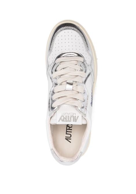 Sneakers basse Medalist in pelle di vitello argento e bianca AUTRY | AULW-WB18WHT/SILVER